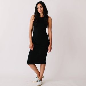Epoque Evolution Nonstop Tee Dress in black